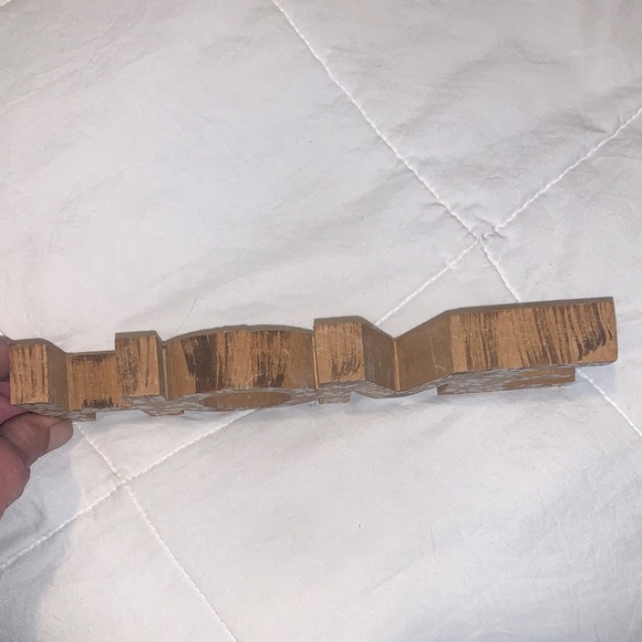 Wooden HOME Decor Sign with Floral Design - Picture 4 of 5